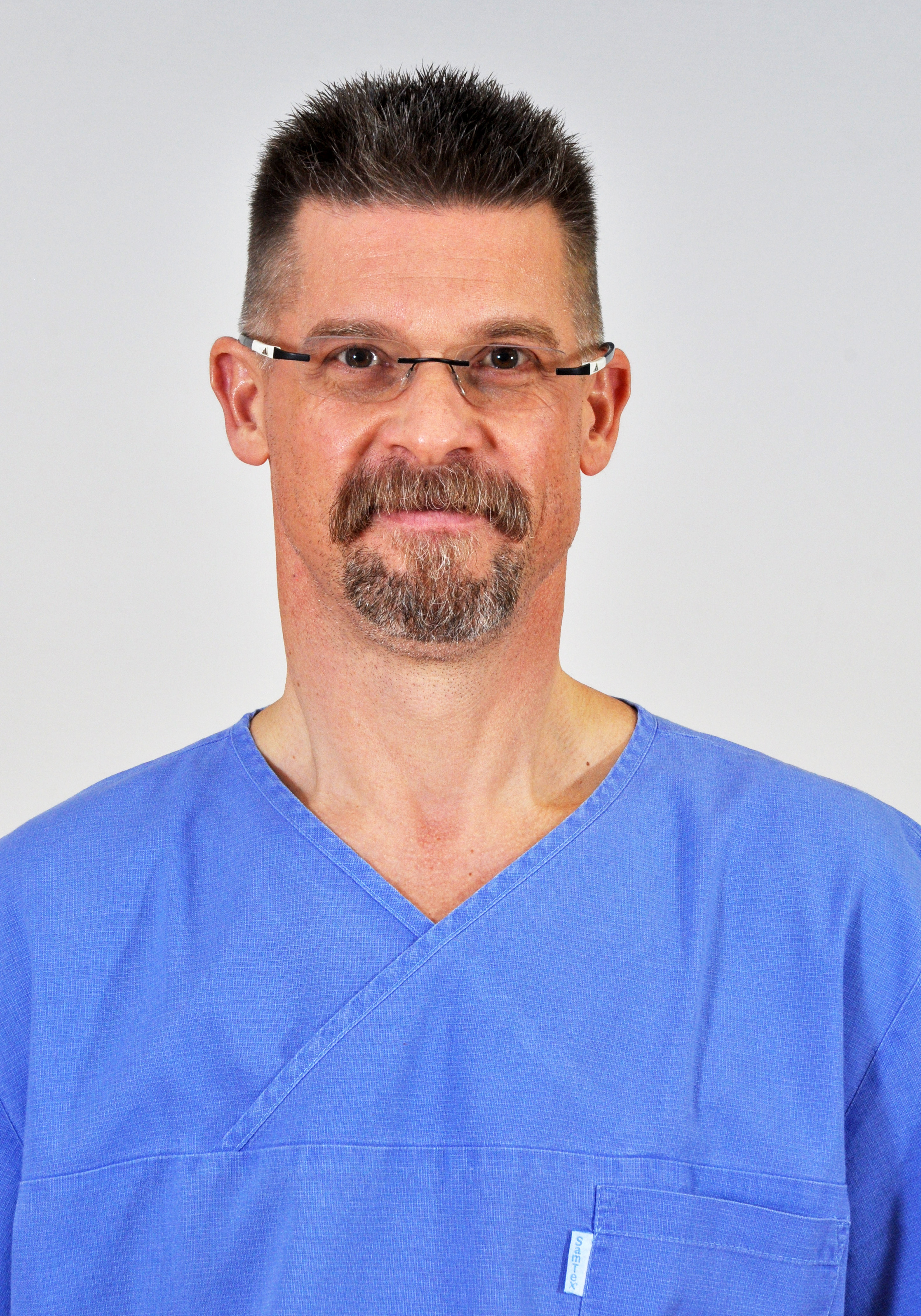 Breier Fog&aacute;szat, dr. Huny&aacute;r Endre