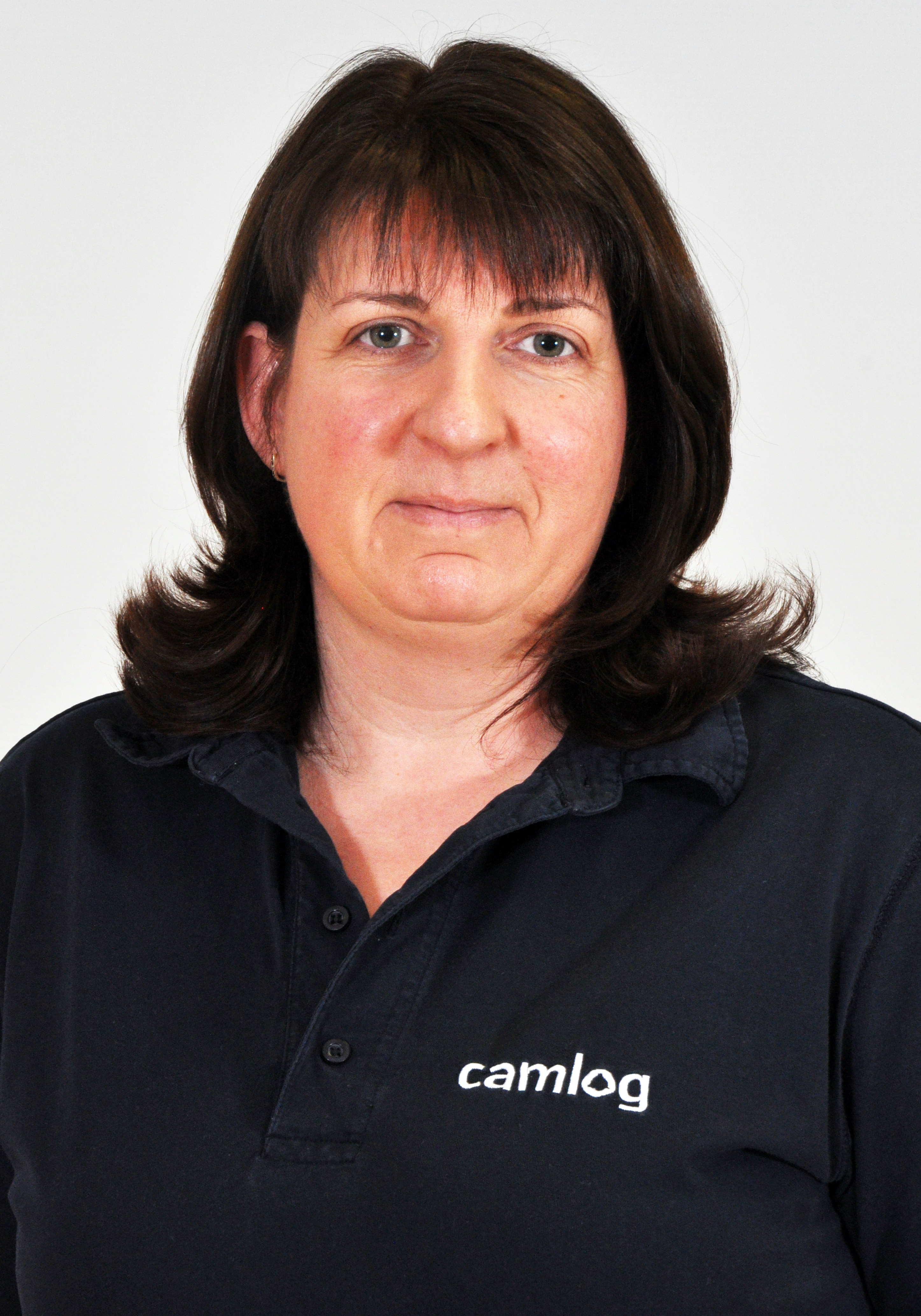 Breier Fog&aacute;szat, P&eacute;tern&eacute; Hipeller M&oacute;nika